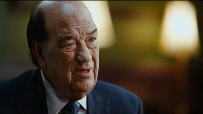 حسن حسنى: الشعب المصري يصعب إضحاكه ولم أمثل من أجل المال  