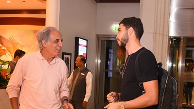 وليد أزارو ينضم لبعثة الأهلي في الإمارات