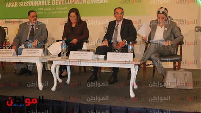 صور| وزير الاتصالات: التحول الرقمي وبناء بنية معلوماتية قضية قومية