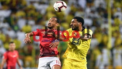 فيديو.. الأهلي يتقدم على الوصل بهدف وليد سليمان 