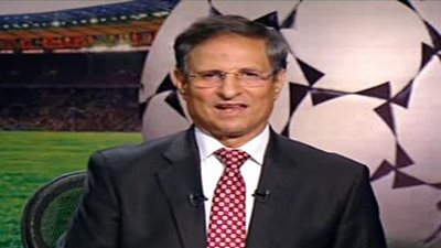 المصري يخصم 200 ألف جنيه من ميمي عبد الرازق ويعين 