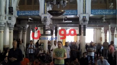 صور .. رفع آذان الجمعة من داخل مسجد التوبة بدمنهور 