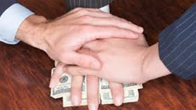 تفاصيل ضبط مدير عام التحصيلات بإحدى شركات الغزل والنسيج