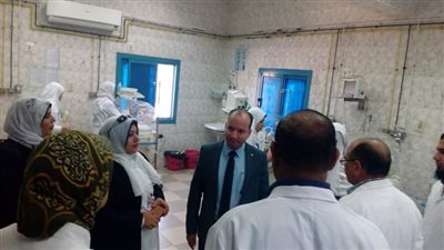 مدير الطب العلاجي بالبحيرة في زيارة مفاجئة لمستشفى شبراخيت العام