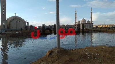عودة المياه إلى منطقة زهراء المعادي عقب إصلاح كسر الماسورة