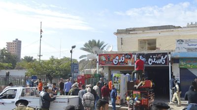 محافظ كفرالشيخ يتابع تنفيذ قرار إخلاء مبنى جمعية نقل الركاب بالمدينة