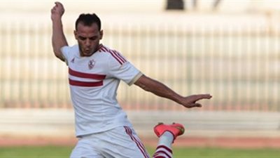 عبد الواحد السيد: خالد قمر تسبب في رحيلي من الزمالك .. وعرضت البقاء موسمًا مجانًا