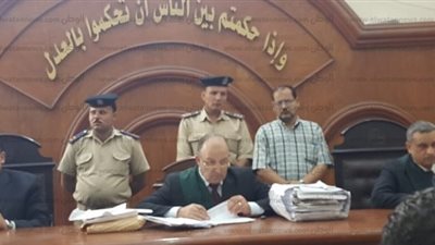 غدا الثلاثاء محاكمة 4 إداريين بمستشفى المطرية بتهمة الإهمال