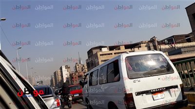 صور.. ازدحام مروري أعلى كوبري فيصل