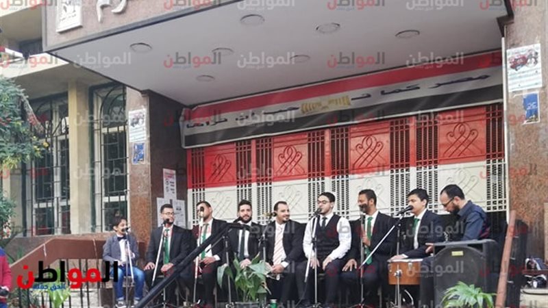 سما المادحين في مهرجان