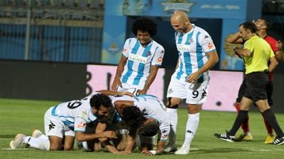 التعادل السلبي يحسم الشوط الأول لمباراة بيراميدز والنجوم