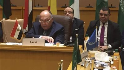 صور| سامح شكرى يؤكد على ضرورة الحفاظ على كيان ووحدة الدولة الليبية ومؤسساتها الوطنية