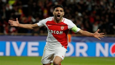 فالكاو: تأثرت بإستقبال جماهير أتلتيكو مدريد