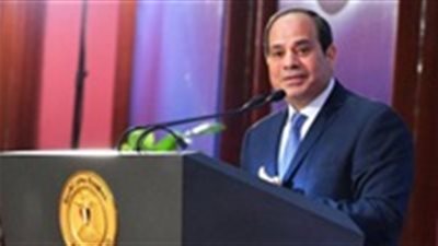 السيسي يكرم منتخب الاسكواش وسيدات كرة القدم