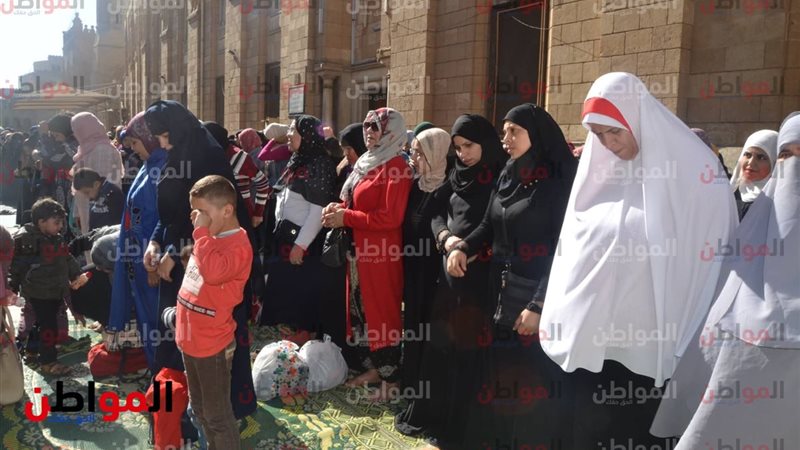 السيدات في مسجد الحسين