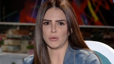 دنيا عبد العزيز: قبلة الجراج غلطة وعقلت دلوقتى 