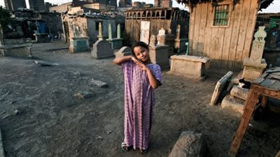 3 وجوه مصرية روتها صحيفة الموندو الإسبانية عن سكان القبور