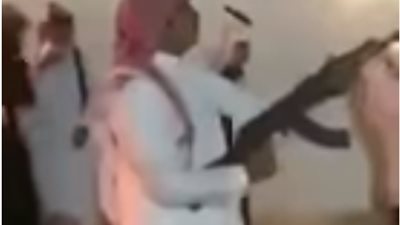 لما تفكر تنشن لازم تصيب .. رجل يتسبب في كارثة بحفل زفاف 