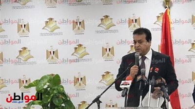 وزير التعليم العالي: نستهدف 90 ألف طالب وافد بالجامعات خلال 2020