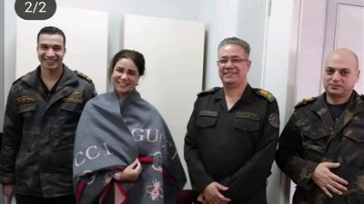 إيناس عز الدين تغادر المستشفى بعد شفائها 
