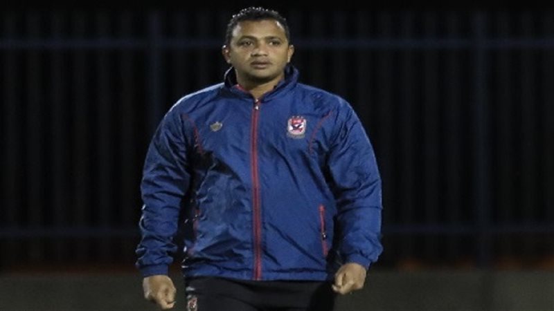 سامي قمصان مدرب الأهلي