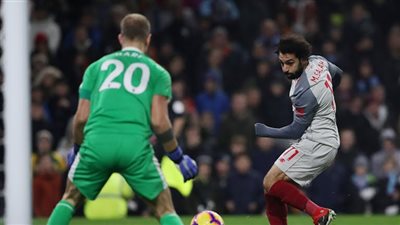 محمد صلاح يصنع في فوز ليفربول علي بيرنلي بثلاثية