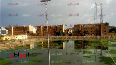 صور.. الأمطار تُهدد مباراة الحمام وغزل المحلة بالتأجيل