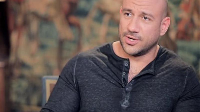 الفنان أحمد مكى 