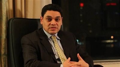 معتز بالله عبدالفتاح عن الأزمة الفرنسية: هناك فوضويون يرفضون أي سلطة موجودة