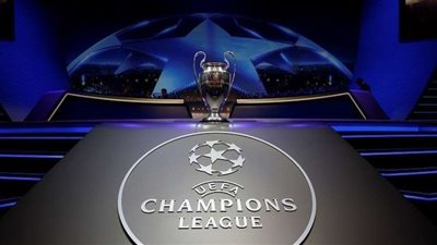 أفضل 11 لاعبا في تاريخ دوري أبطال أوروبا.. رونالدو يتفوق على ميسي