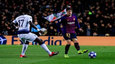 مدافع برشلونة يكشف عن نصيحة ميسي له