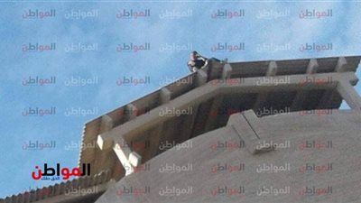موظف في الغربية يهدد بالانتحار اعتراضا على أمر نقله إلى أسيوط .. سبب القرار عجيب