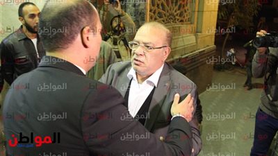 صور .. صلاح عبد الله يصل عمر مكرم للمشاركة في عزاء الفنان محمود القلعاوي