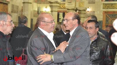صور| نجوم الفن يقدمون العزاء فى محمود القلعاوي 