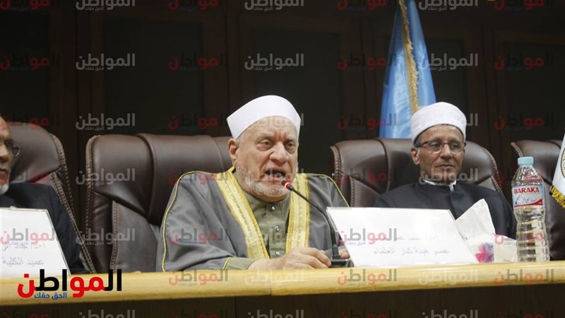 الدكتور أحمد عمر