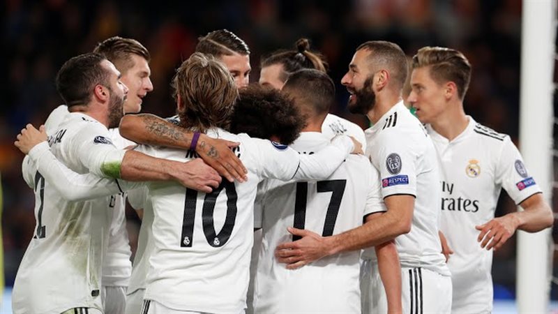 لاعبي ريال مدريد