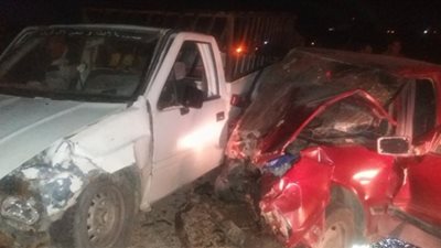 اصطدام سيارتين ومصرع شخص وإصابة زوجته وابنته فى حادث بطريق مصر – الإسماعيلية