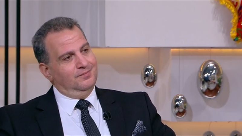 طارق إلياس ومريض