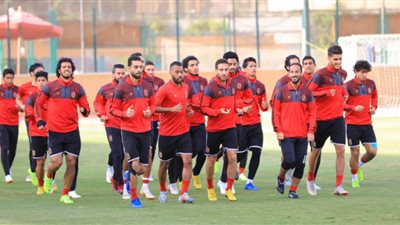 الأهلي يواصل تدريباته عصر اليوم استعدادا للنجوم