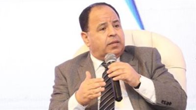وزير المالية يلتقى أعضاء الغرفة التجارية بالإسكندرية