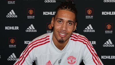 مانشستر يونايتد ينجح في تجديد عقد 