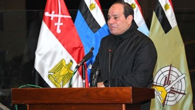 الرئيس الرياضي رزق.. السيسي يرد على شباب التوك توك بالعجلة