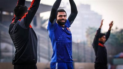 أحمد فتحي ينتظم في تدريب الأهلي و