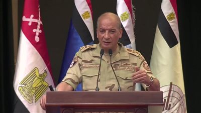 وزير الدفاع يلتقي رئيس أركان الجيش الباكستاني