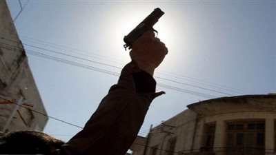 قلبه جامد .. تفاصيل ضبط مسلح تبادل إطلاق النار مع الشرطة بأسيوط