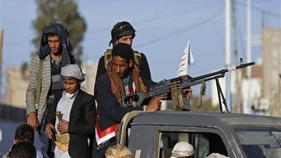 الحكومة اليمنية توافق على وقف إطلاق النار في الحديدة 