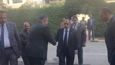   صور.. وزير الزراعة يفتتح المؤتمر السابع للمحاصيل الحقلية بمركز البحوث 