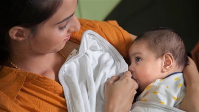 رضعي طبيعي واحمي نفسك من خطر السرطان