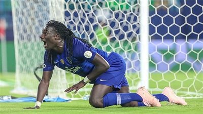 تاوامبا يهدد جوميز في الدوري السعودي