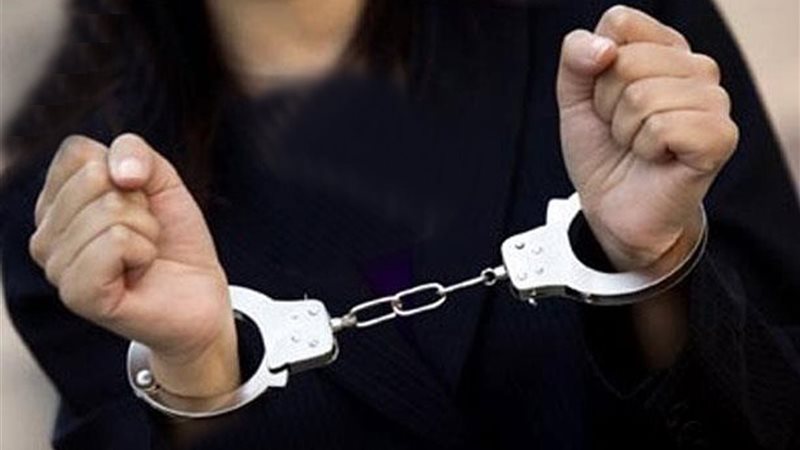 ربة منزل هاربة من